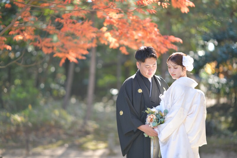 どの衣装を選んでも￥0！秋冬限定プラン「新婦様2点・新郎様1～2点・ロケーション1カ所・データ100カット」