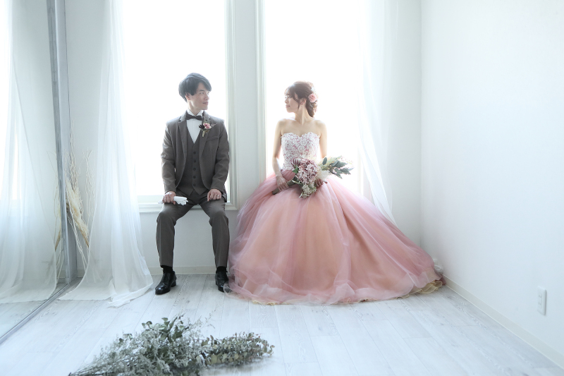 『白』から始まる2人の人生・・・