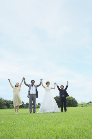 ＜公園＆教会＞で、家族そろって楽しく撮影しました♪