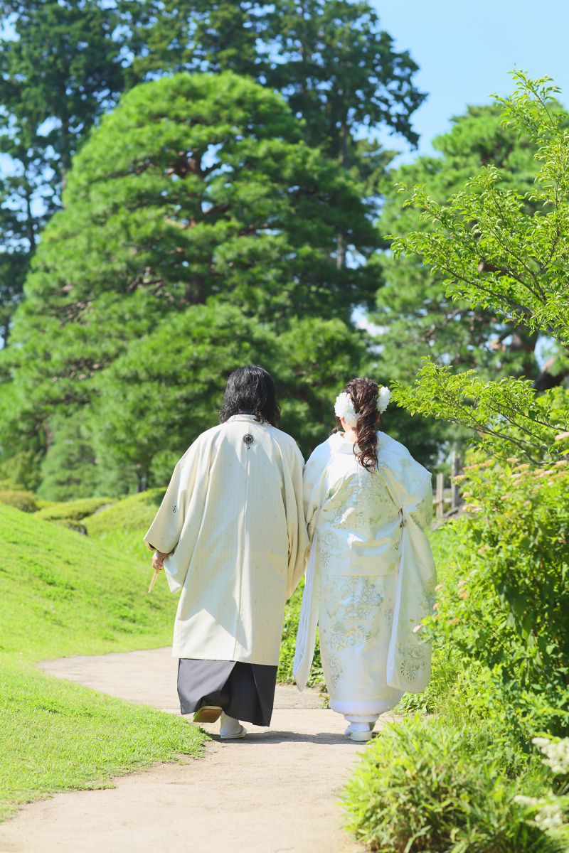 長い人生という道のりを2人で歩んで行く・・・