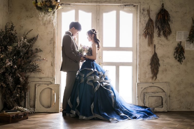 大きめティアラがかわいい絵画のような1枚です