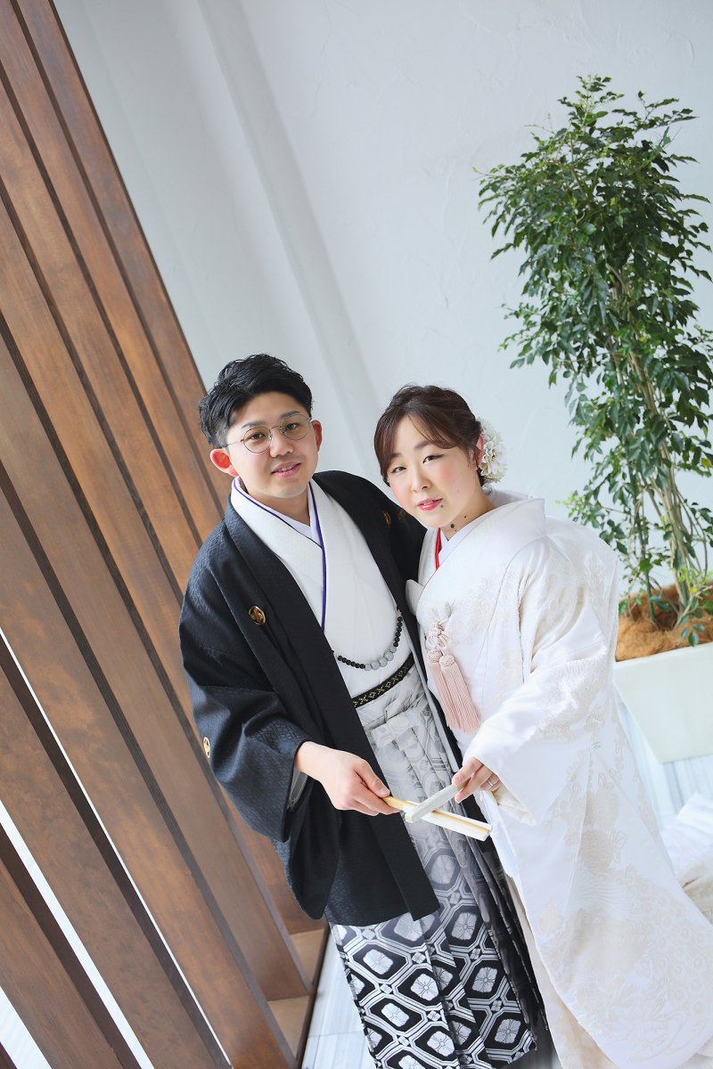 和装のコーディネートも華やかに。