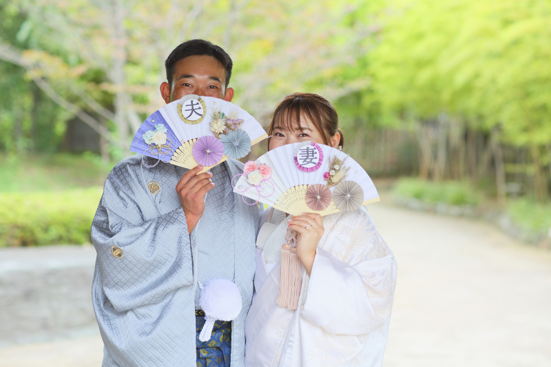 キュートなお顔隠しショット