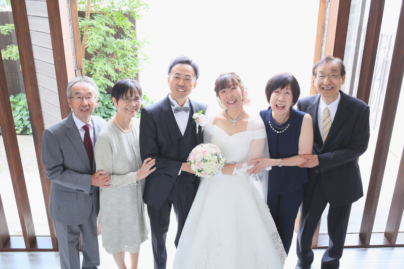 ナチュラルなファミリー写真も素敵ですね♪