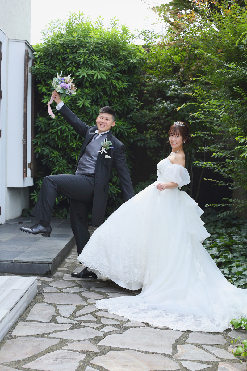 【データ＆アルバムでよくばりに♡】チャペル＆自然光スタジオ《8頁14カットアルバム込》洋装1着｜本格的な挙式シーン撮影も叶う☆