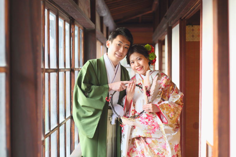 【神社&チャペル＆アンティーク撮影】和装+洋装2着　700カット データ　挙式シーン撮影＆16頁写真集もセット　9月~12月撮影