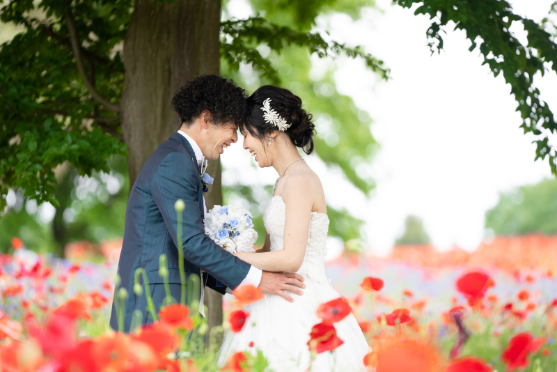 ポピーの花畑♡ロケーションウェディング