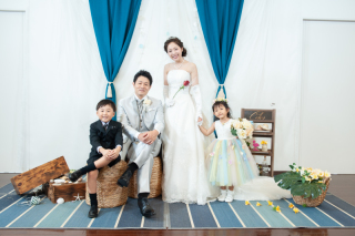 【館内ロケーション撮影】家族４人で楽しいファミリーフォトウェディング３着プラン☆