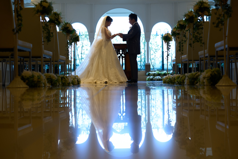 挙式を挙げているような