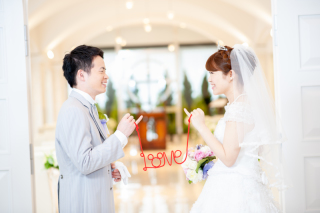 【館内ロケーション撮影】赤い糸が結ぶ可愛いフォトウェディング２着プラン❤