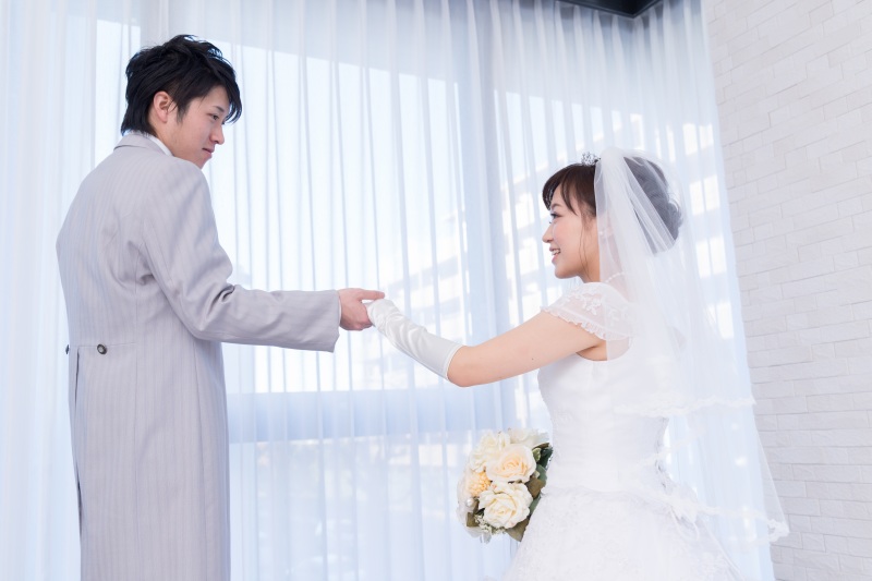 優しくエスコート