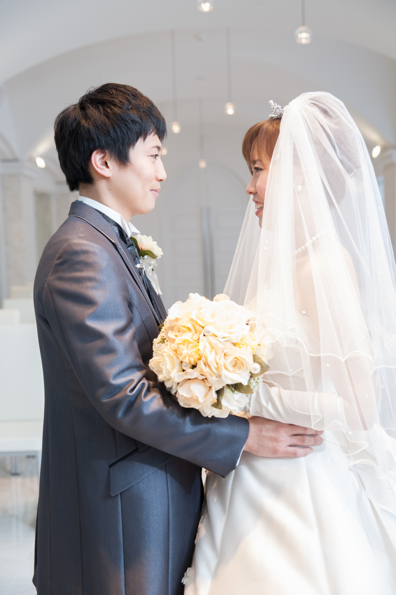 チャペルで向かい合い