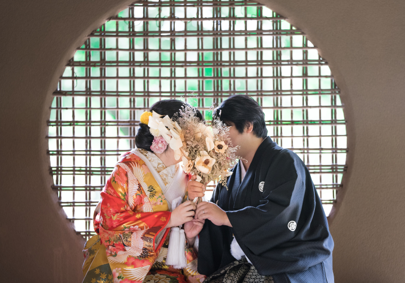 顔隠しショット