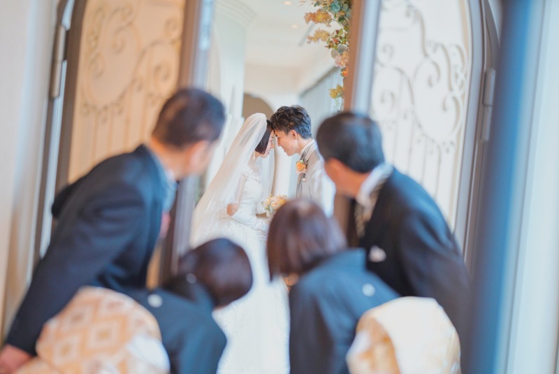 【家族フォト応援プラン!お父様とお母様の衣装付♪】挙式シーンの撮影叶います♡洋装&撮影全データ付