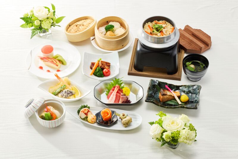 【会食付きプラン】貸切でお食事を楽しめる洋装フォトウェディング☆家族写真撮影 全データ付き 4名様会席膳
