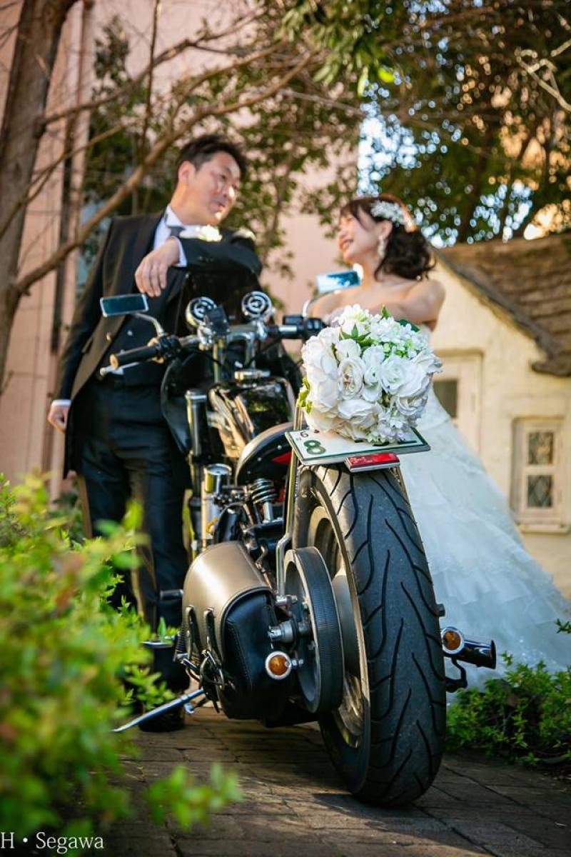 かっこいいバイクと供に 撮影日 19年3月24日 阿部写真館 スタジオ 阿部写真館 徳島本店 徳島県でフォトウェディング探すならphotorait
