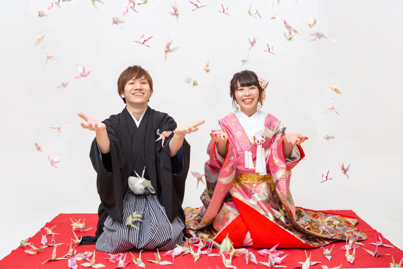 折り鶴のシャワー