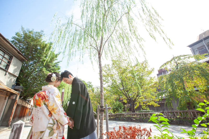 おでこを重ね合わせて...