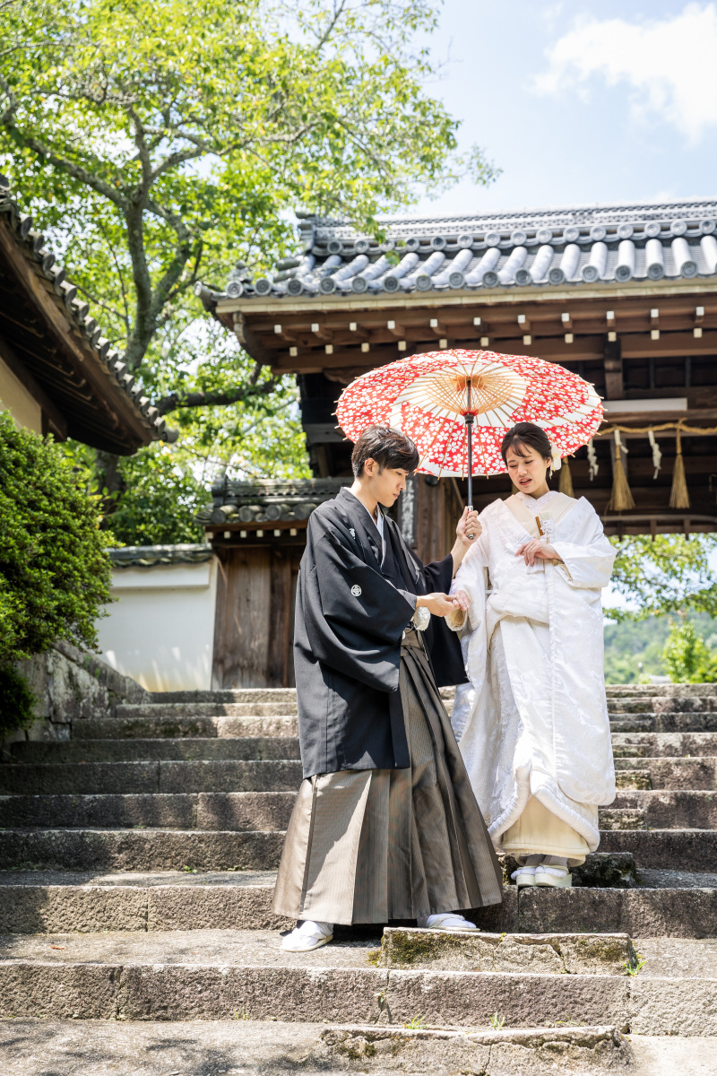 階段から下りて