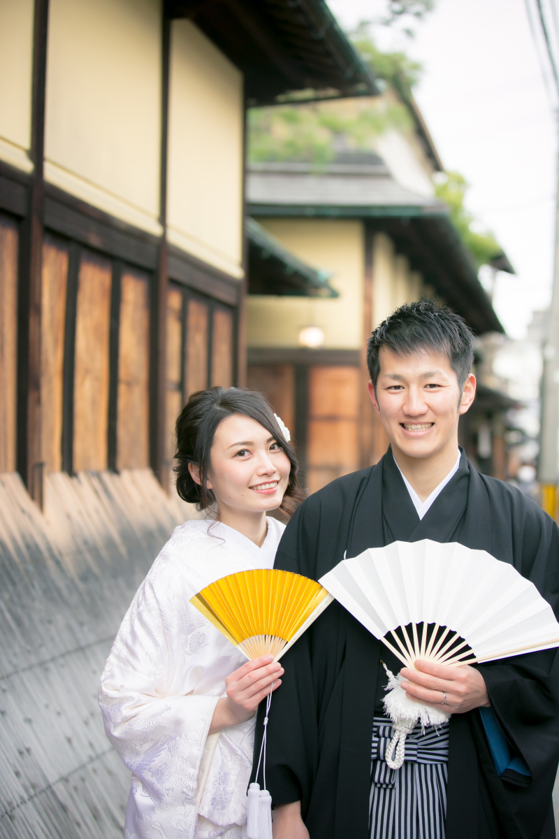 八坂の町並みとともに