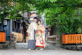 5月の祇園にて、色打掛ロケ