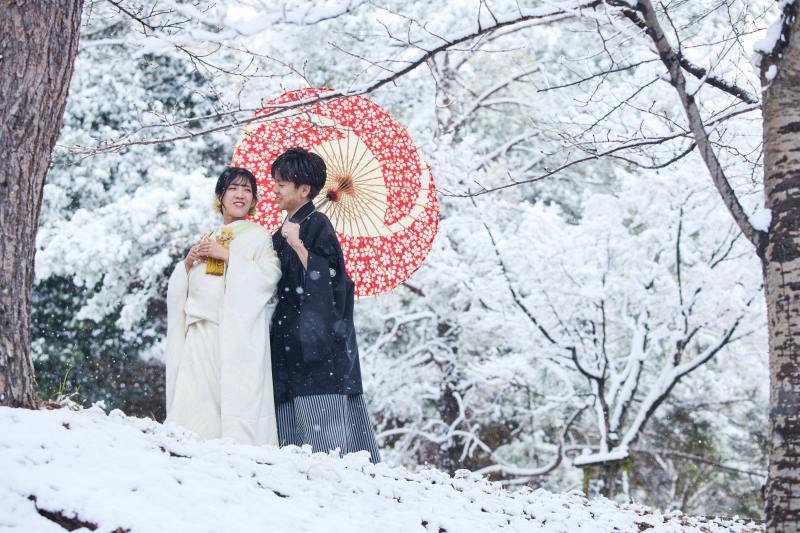 雪の八坂の塔周辺撮影