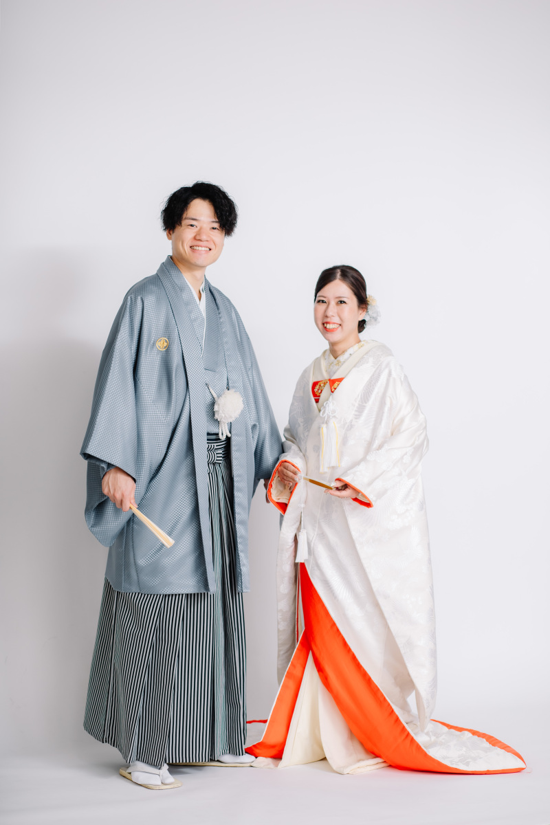 シンプルな背景で