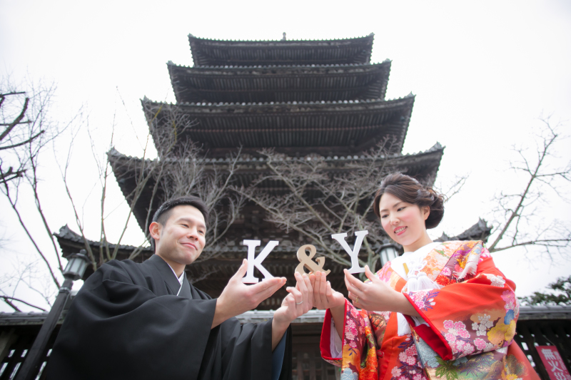 イニシャルオブジェと八坂の塔