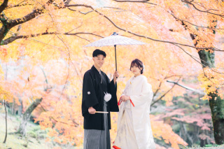 京都の毘沙門堂での和装前撮りとカラードレスのでスタジオ撮影