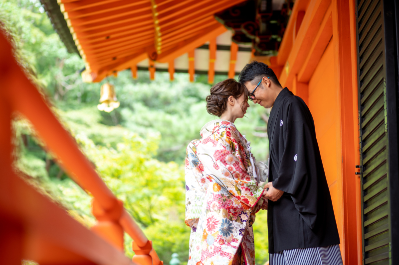 おでこをあわせて