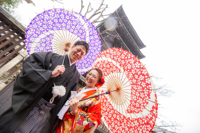 見上げるように