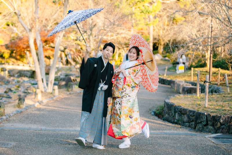 和傘を使って！