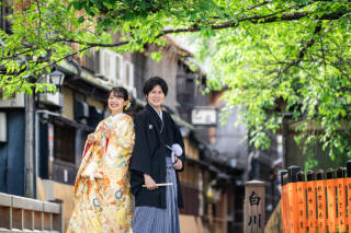 新緑シーズンの祇園にて