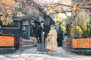 祇園と八坂の塔付近で和装＆洋装ロケ