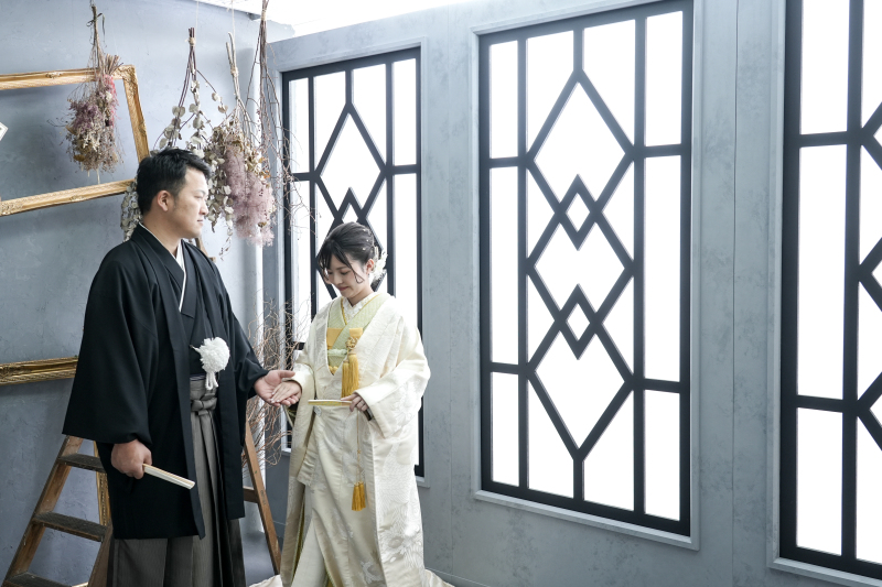 アンティークウィンドウ