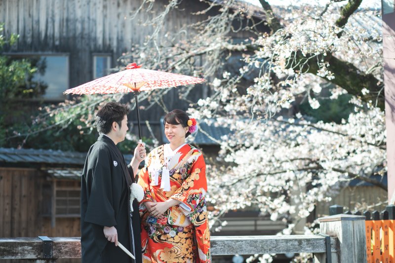 桜が咲き誇る京都で、思い出に残る写真を