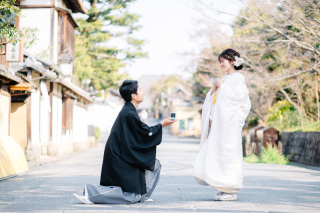 八坂の塔付近で楽しむ前撮り