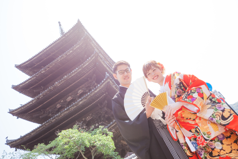 華やかさ満載の八坂の塔周辺