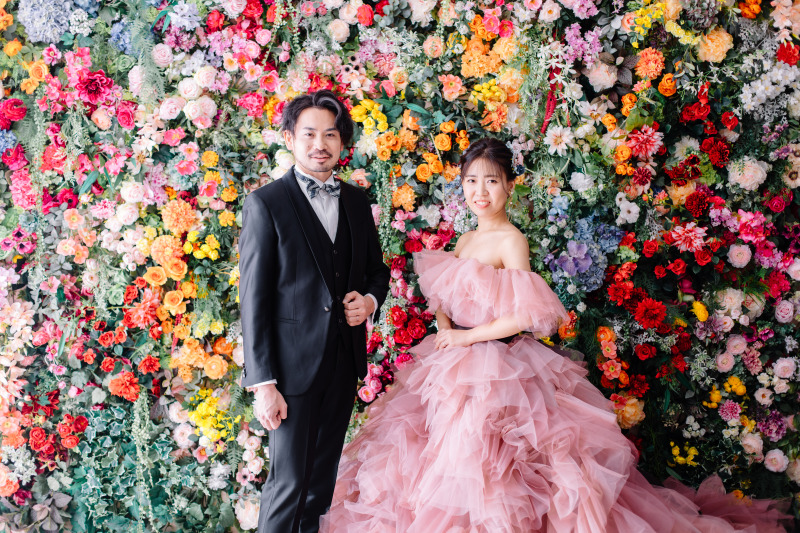 続いてはカラードレス