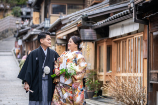 和装で八坂付近の撮影！楽しい雰囲気が◎