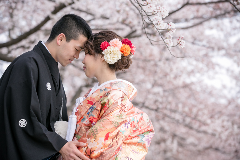 おでこをあわせて