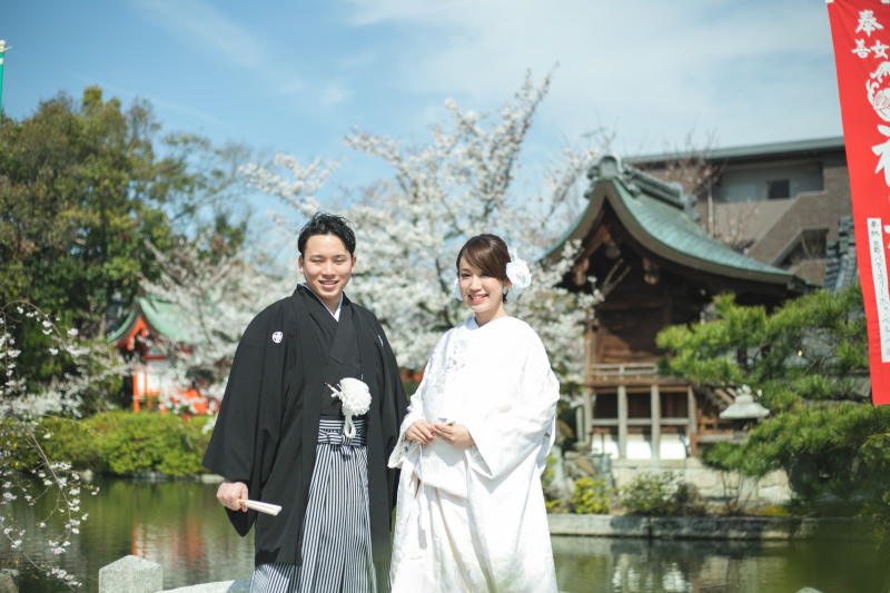 春の寺社仏閣、緑豊かな庭園で
