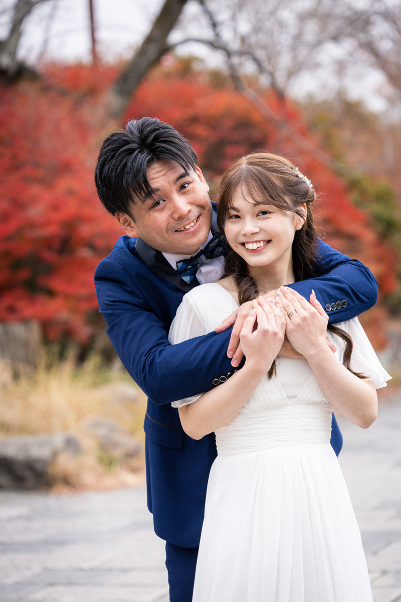 後ろからぎゅっと