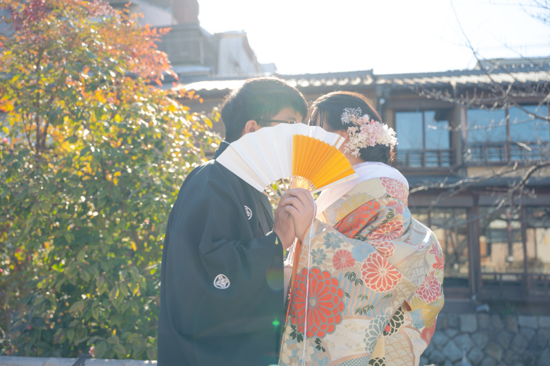 お顔を隠したショット