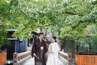 白無垢で祇園ロケ