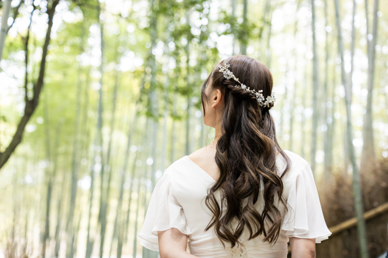 ヘアスタイルも