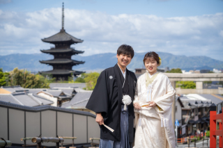 八坂の塔付近で白無垢ロケ！