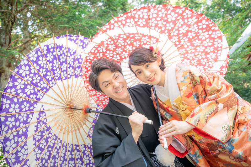 番傘を重ね合わせ