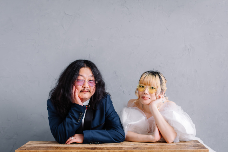 お揃いのサングラス