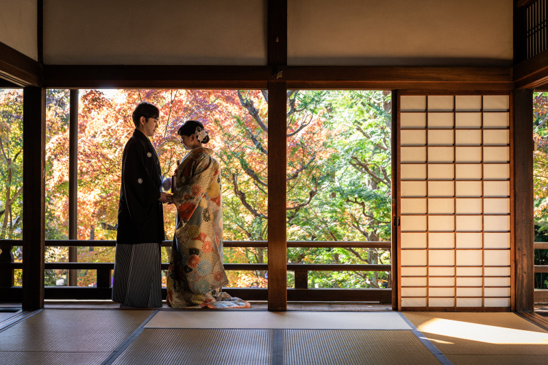 紅葉シーズンの勝林寺にて｜11月